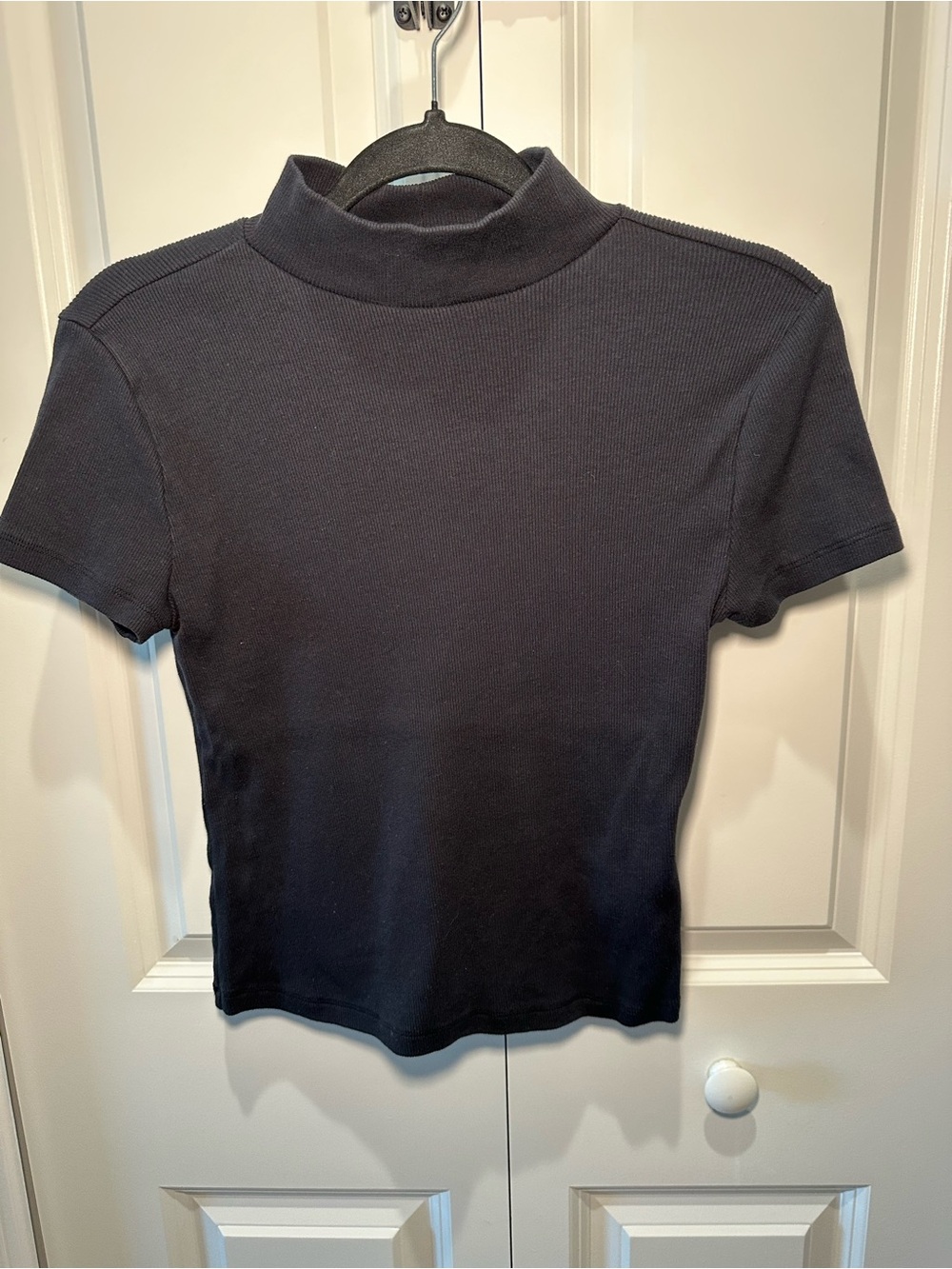 Maeve Short Sleeve Mock Neck Top in Navy